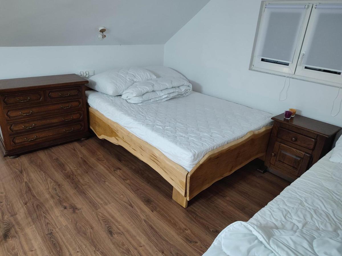 Pod Sosnami Holiday home *